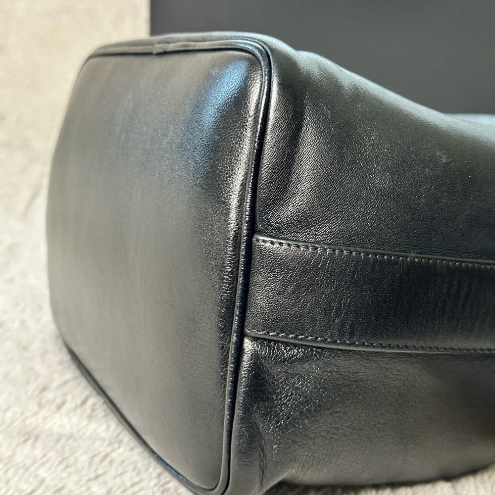 Vintage Chanel Bucket - Picture 5 of 12